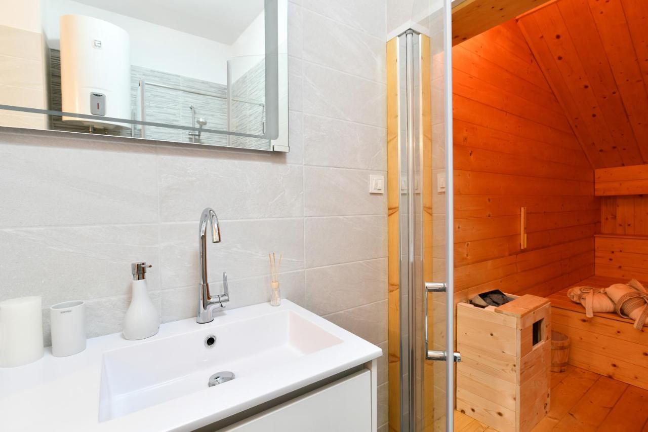 Apartment Rosenberger, Opatija Center With Parking エクステリア 写真